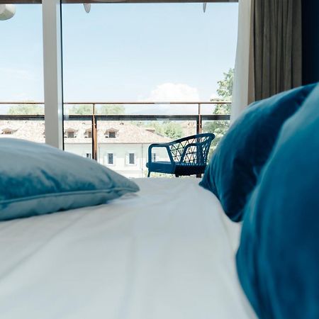 C House Rooms Lake Пескьера-дель-Гарда Экстерьер фото