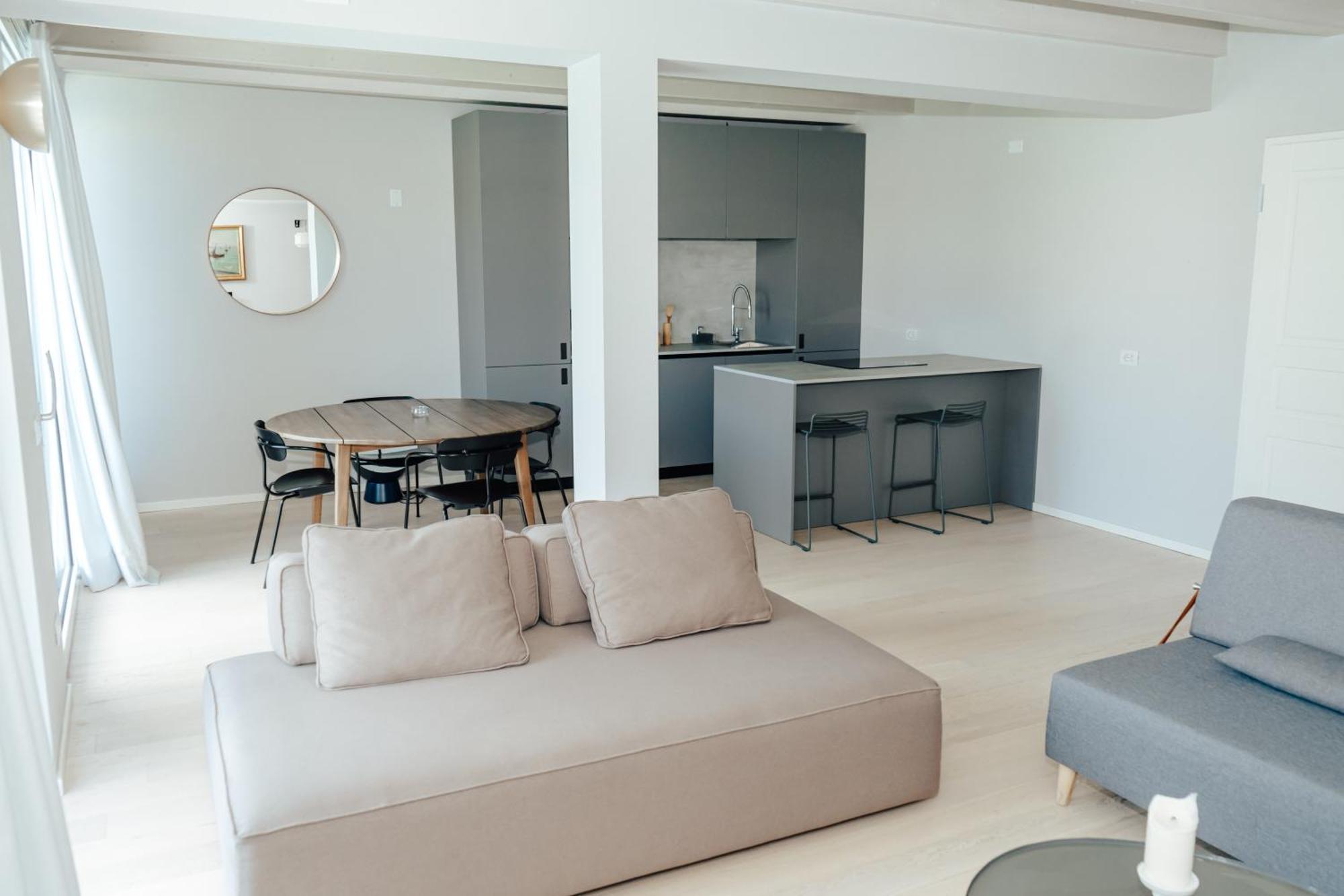 C House Rooms Lake Пескьера-дель-Гарда Экстерьер фото