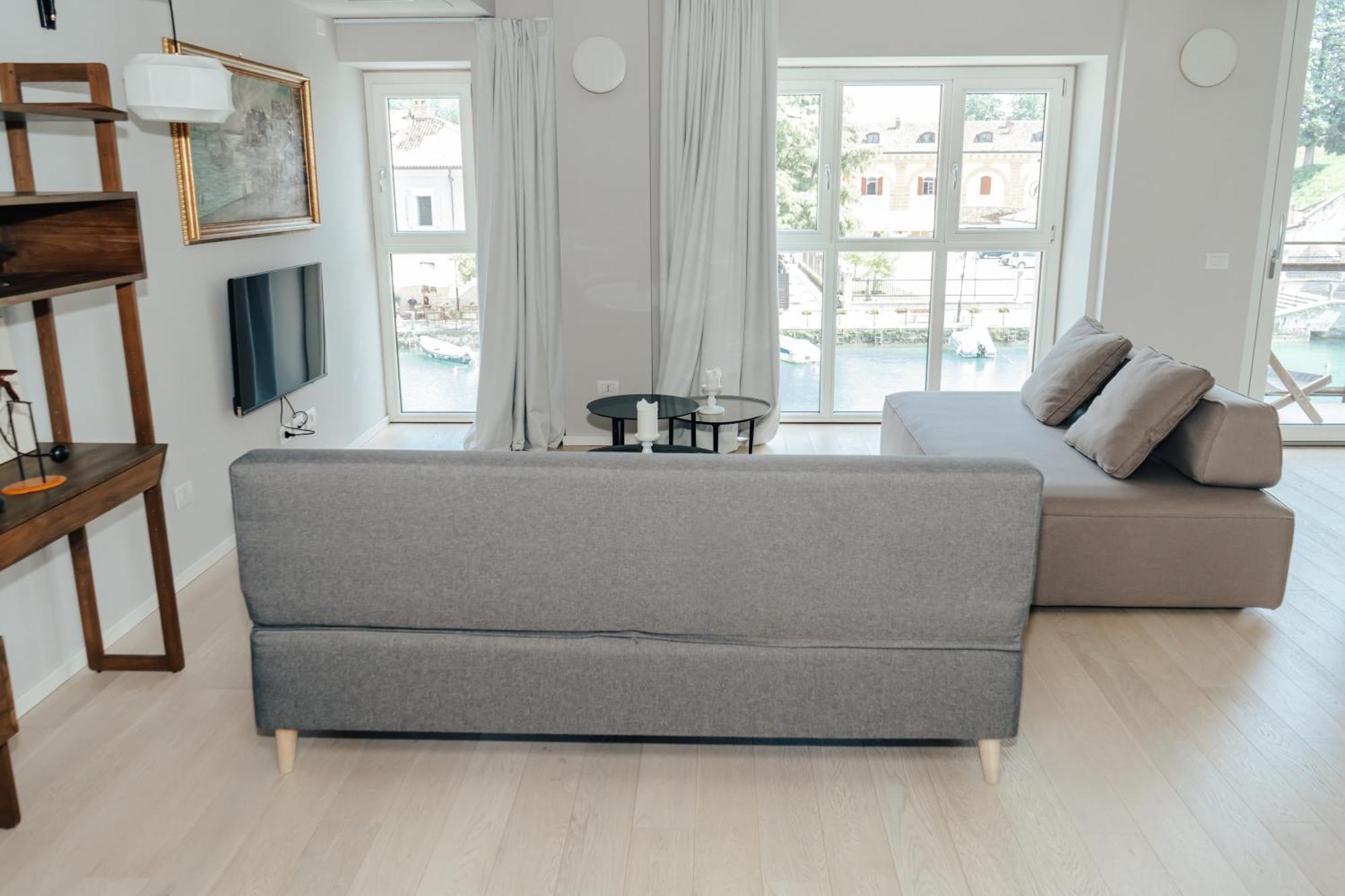 C House Rooms Lake Пескьера-дель-Гарда Экстерьер фото